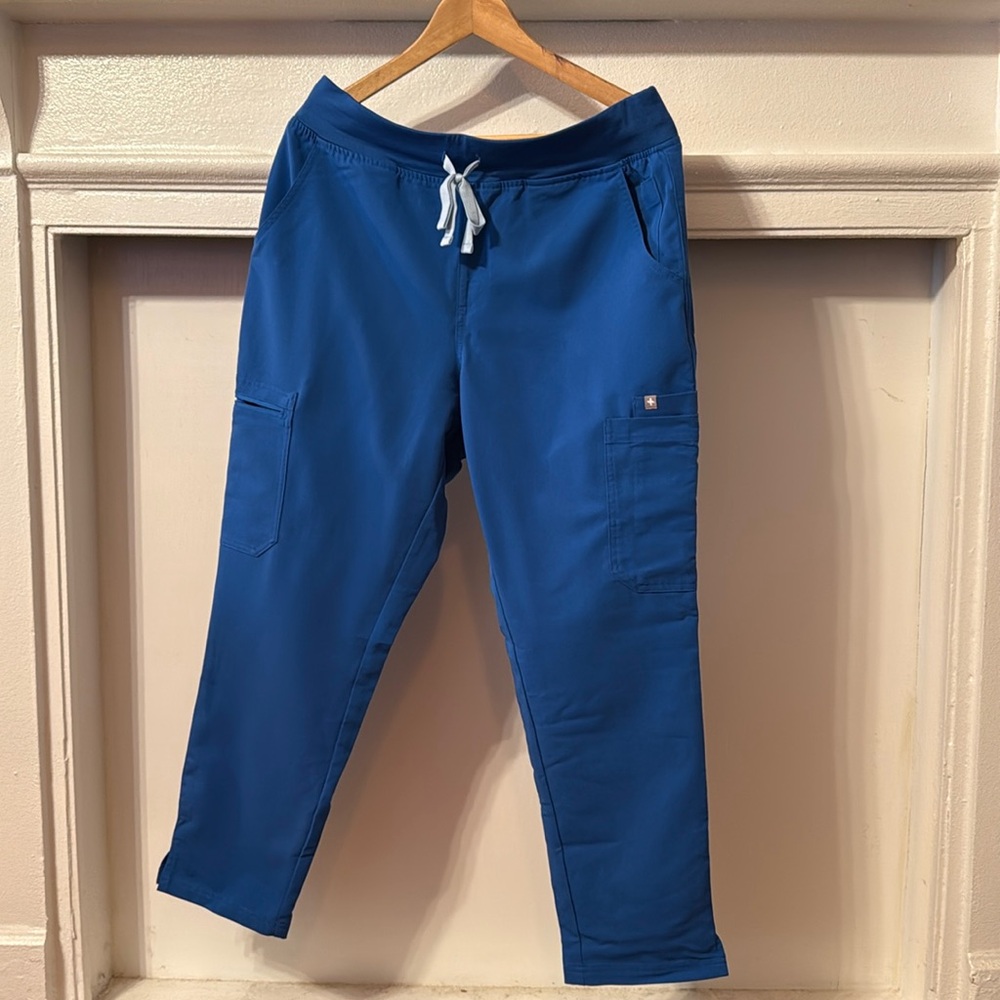 Figs Royal Blue, Petite, L scrub pants